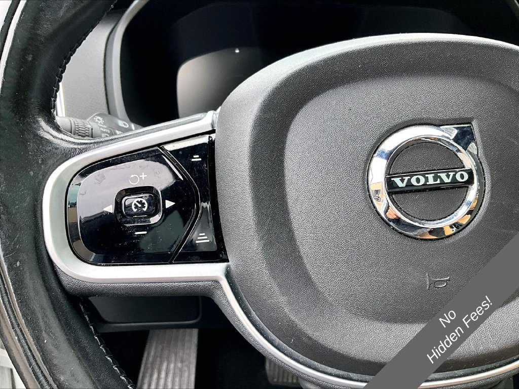 Used 2018 Volvo XC90 T6 Momentum w/ Convenience Package AWD/4WD image 16