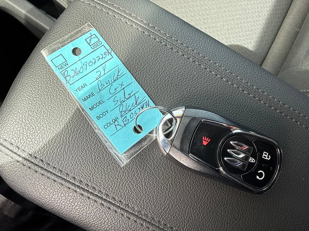 Used 2024 Buick Encore GX Preferred AWD/4WD image 32