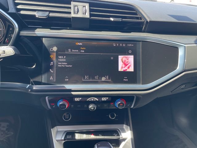 Used 2023 Audi Q3 2.0T Premium Plus w/ Premium Plus Package AWD/4WD image 13