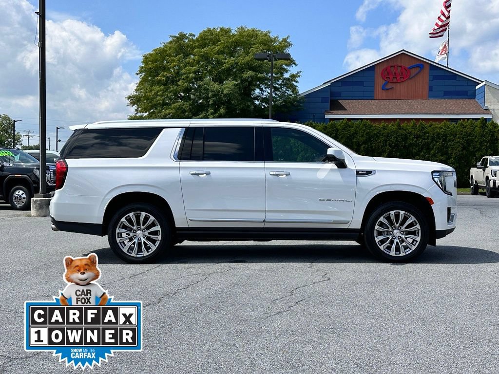 Certified 2021 GMC Yukon XL Denali w/ Denali Ultimate Package AWD/4WD image 3