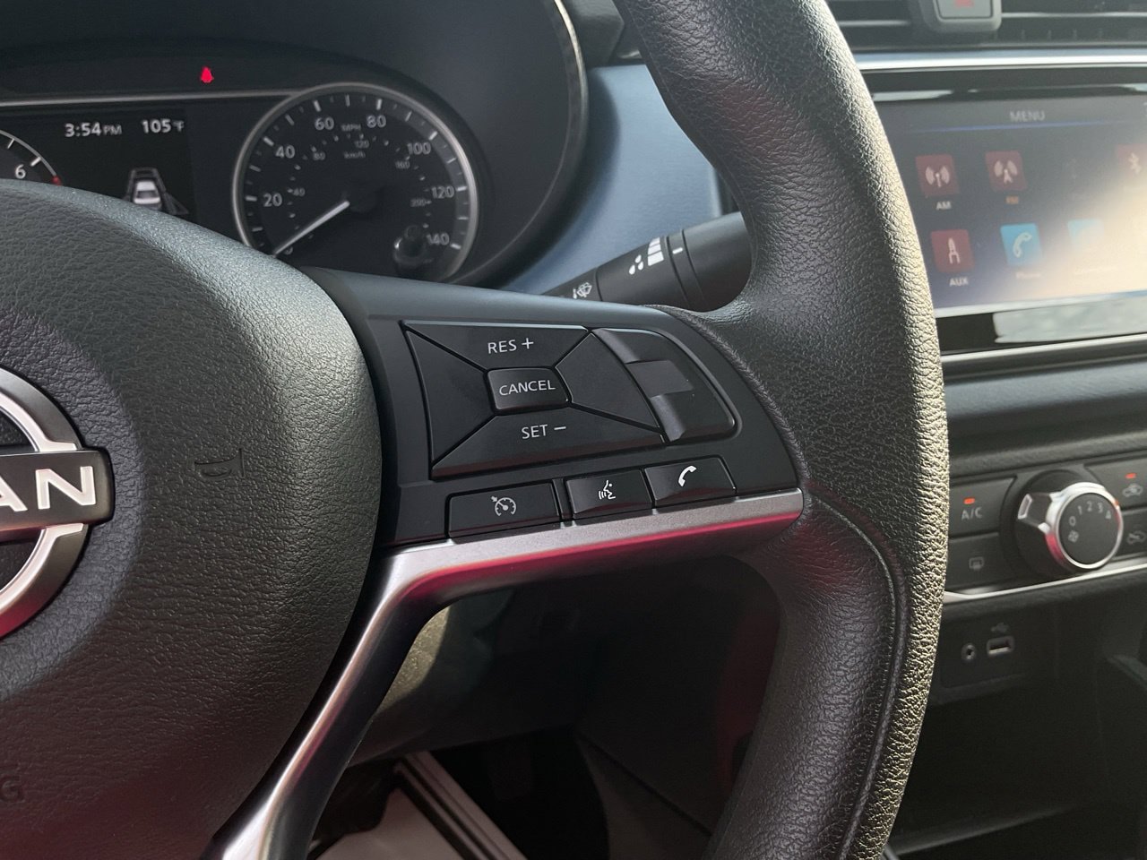 Used 2025 Nissan Versa SV FWD image 31