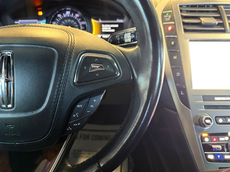 Used 2019 Lincoln MKZ Reserve FWD image 36