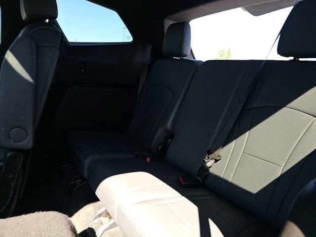 Used 2023 Buick Enclave Essence w/ Experience Buick Package image 12