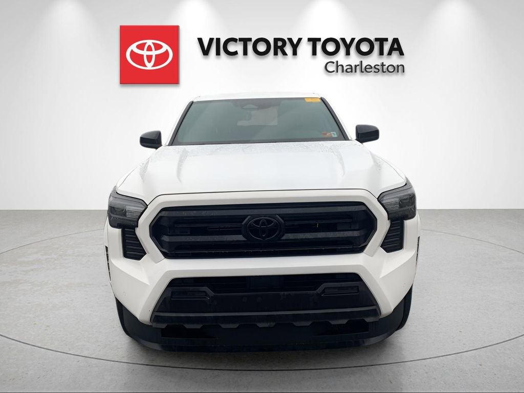 Used 2024 Toyota Tacoma SR image 3