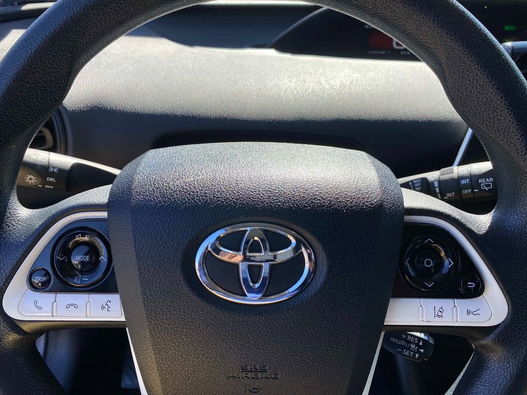 Used 2017 Toyota Prius Two image 14