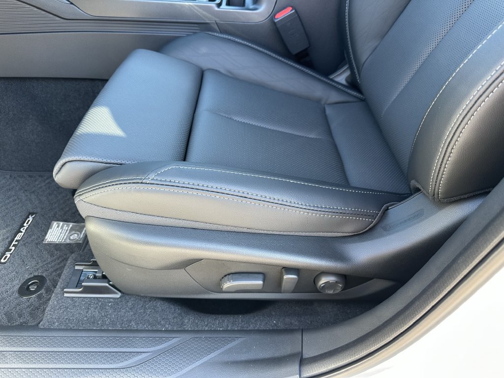 New 2026 Subaru Outback Limited AWD/4WD image 21