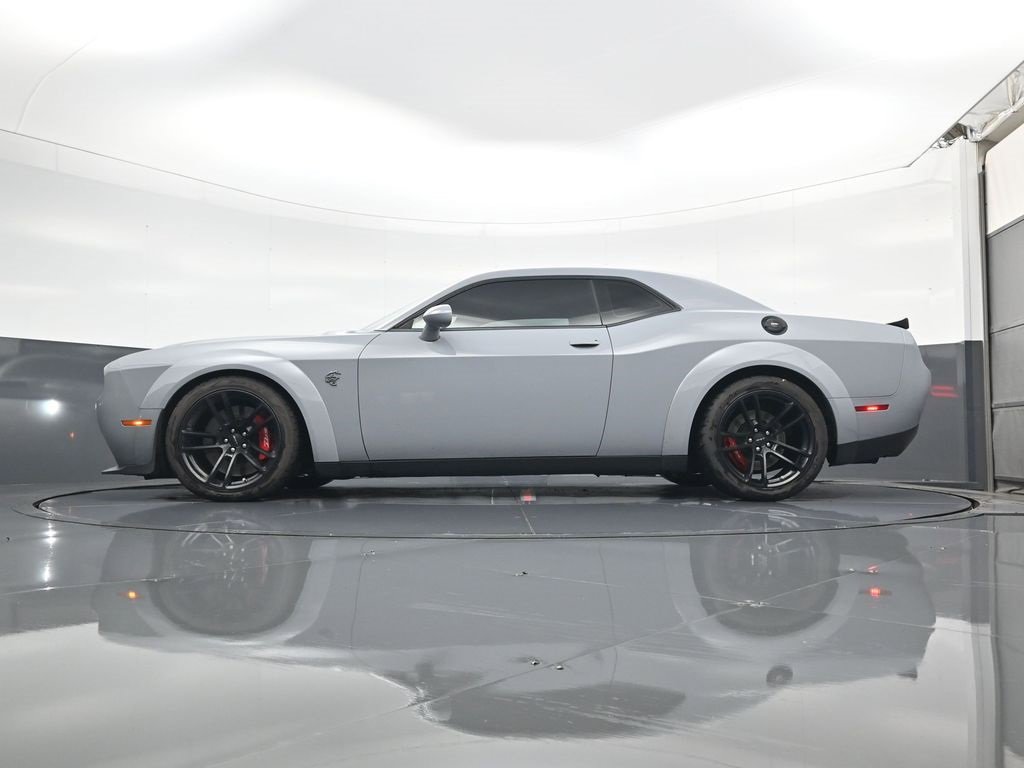 Used 2021 Dodge Challenger SRT Hellcat image 24