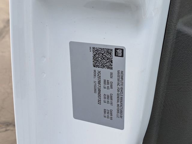 New 2024 GMC Savana 3500 w/ Power Convenience Package RWD image 24