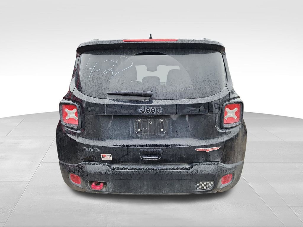 Used 2023 Jeep Renegade Trailhawk AWD/4WD image 7