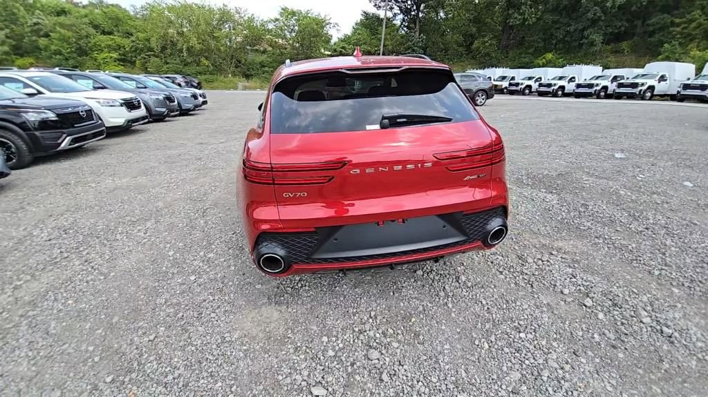 Used 2025 Genesis GV70 3.5T Sport w/ Sport Advanced Package AWD/4WD image 5