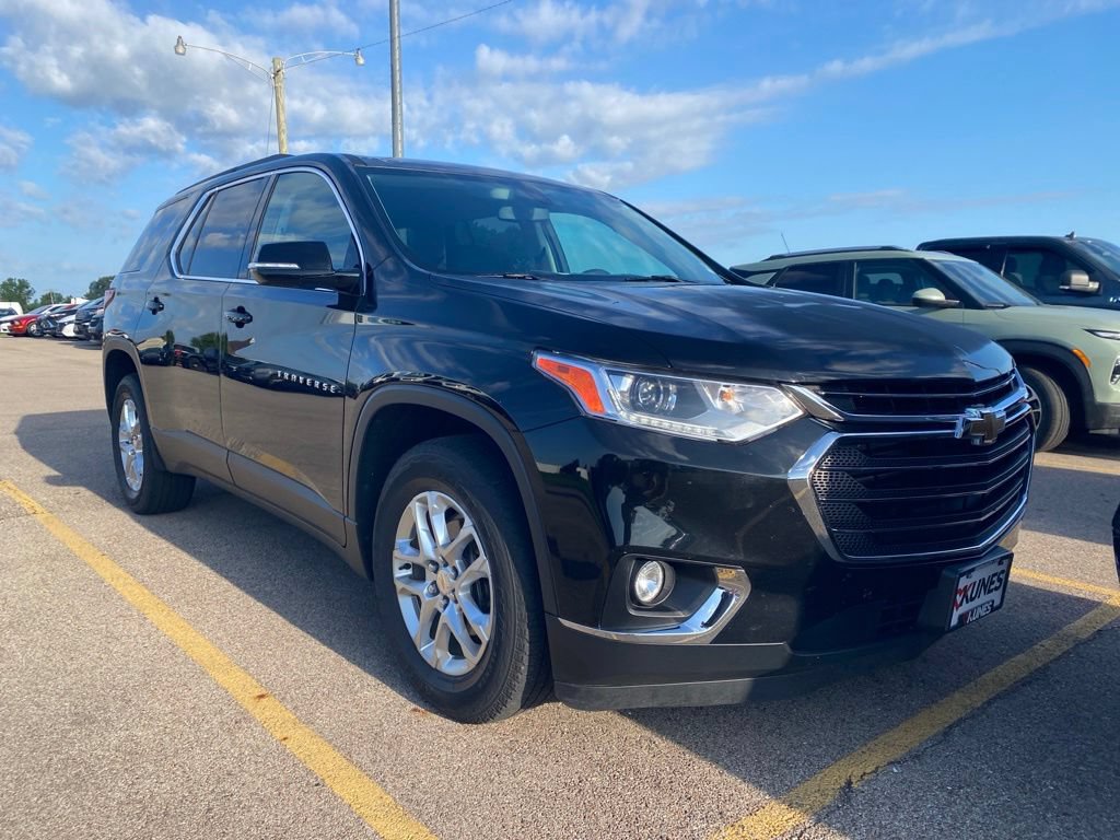Used 2019 Chevrolet Traverse LT AWD/4WD image 2