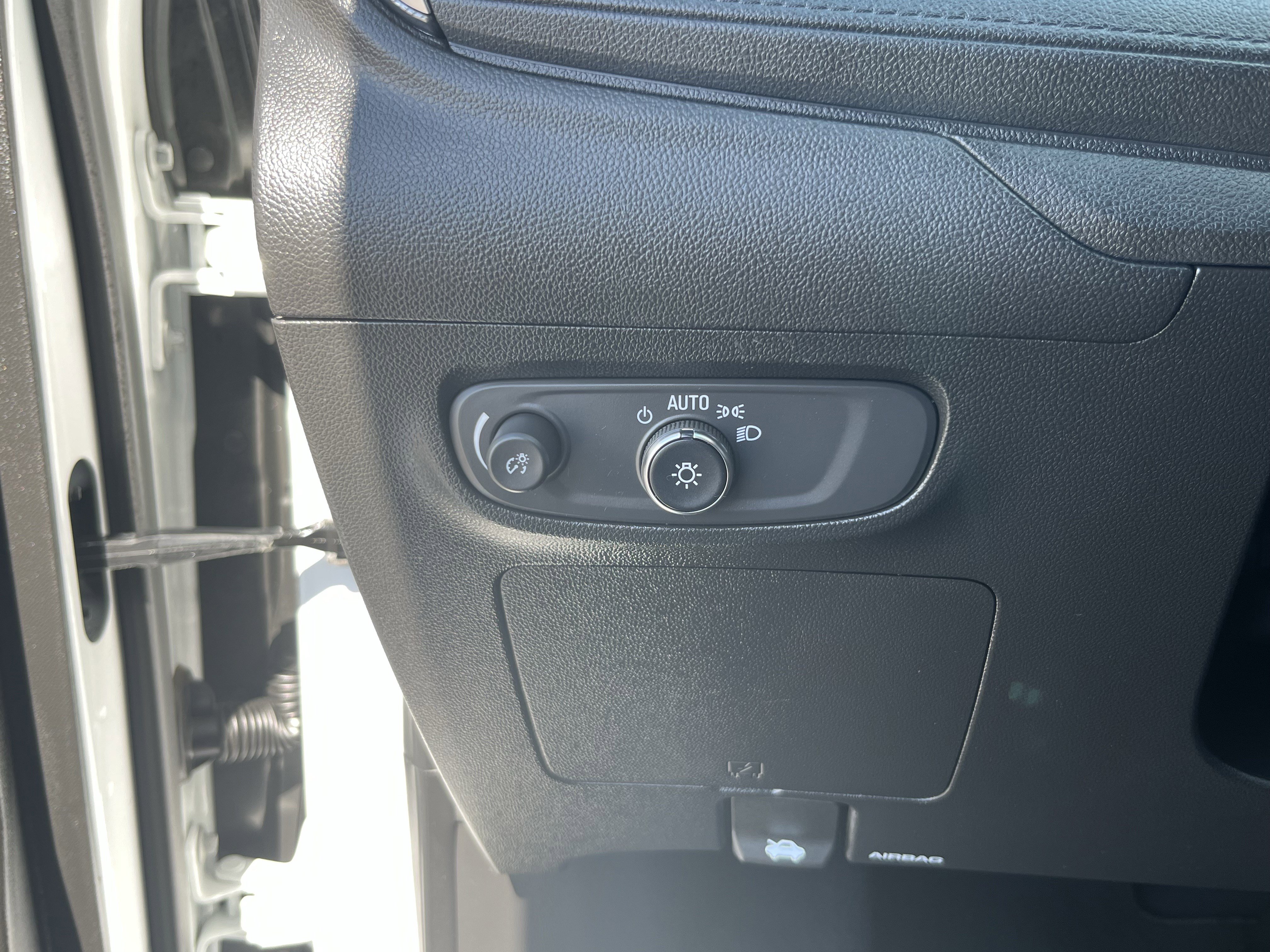 Used 2024 Buick Encore GX Preferred image 25