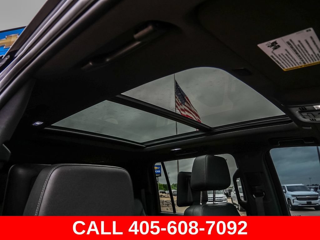 Used 2023 Chevrolet Suburban Z71 w/ Off-Road Capability Package AWD/4WD image 20