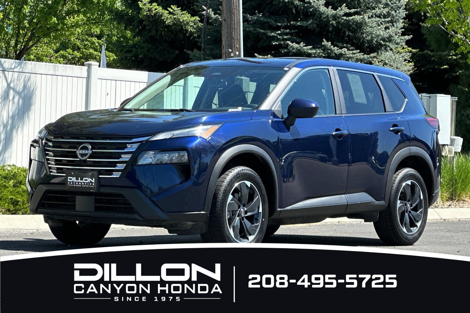 Used 2024 Nissan Rogue SV AWD/4WD image 10