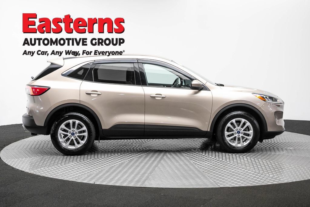 Used 2020 Ford Escape SE AWD/4WD image 4