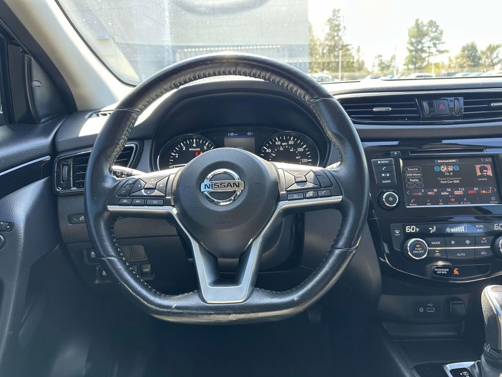 Used 2021 Nissan Rogue Sport SV image 11