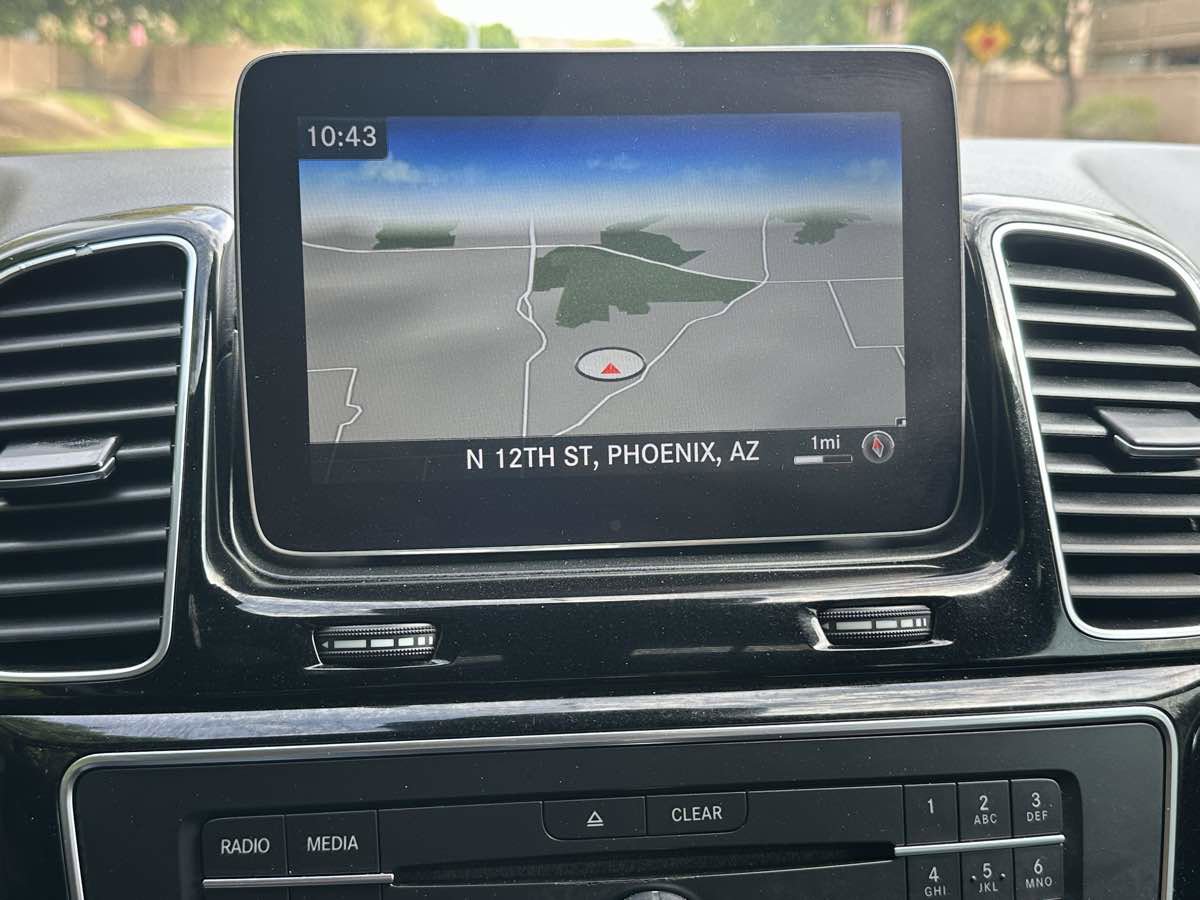 Used 2018 Mercedes-Benz GLE 350 w/ Premium 1 Package image 11