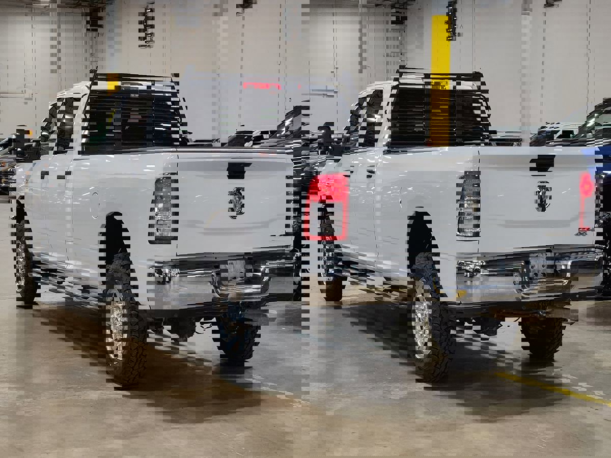 Used 2023 RAM 3500 Tradesman w/ Chrome Appearance Group image 11