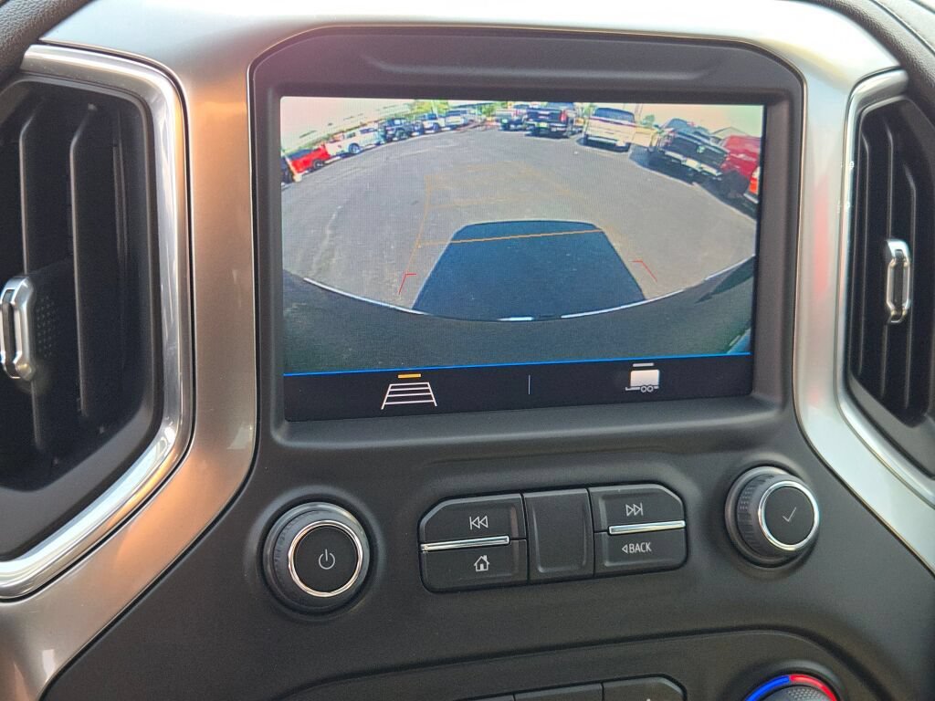 Used 2022 Chevrolet Silverado 1500 LT AWD/4WD image 31