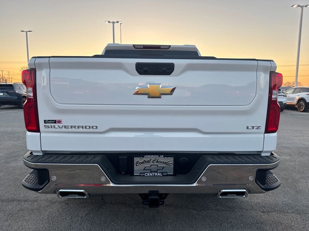 New 2026 Chevrolet Silverado 1500 LTZ w/ LTZ Premium Package AWD/4WD image 5