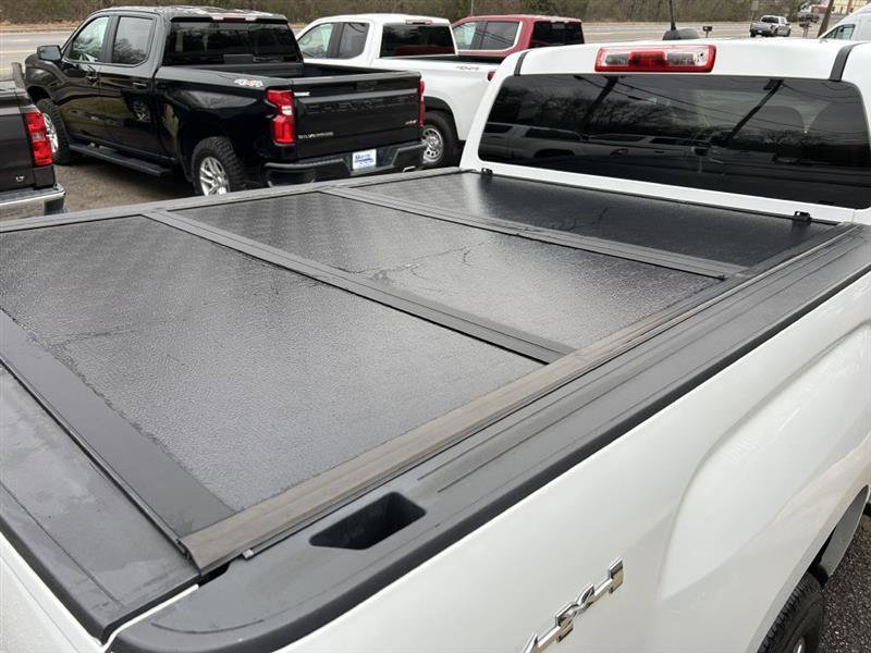 Used 2015 GMC Canyon SLT w/ Driver Alert Package image 6