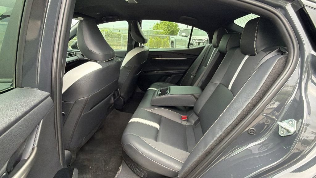 Certified 2025 Toyota Camry SE w/ Convenience Package image 34