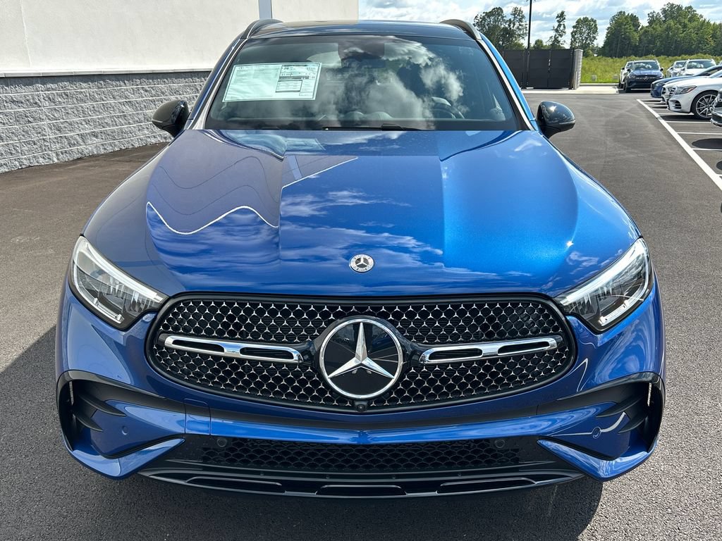 New 2027 Mercedes-Benz GLC 300 4MATIC image 3