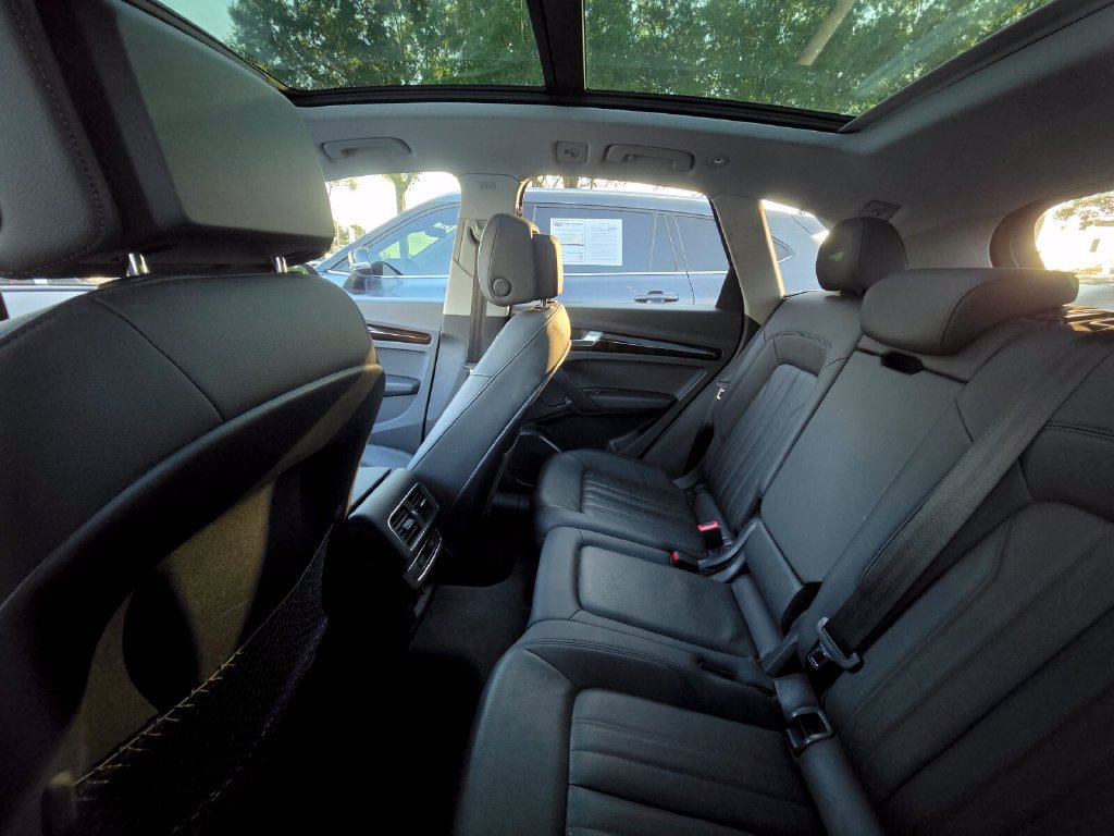 Used 2019 Audi Q5 Premium Plus AWD/4WD image 10