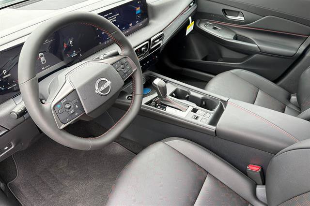 New 2027 Nissan Sentra SR w/ SR Premium Package FWD image 10