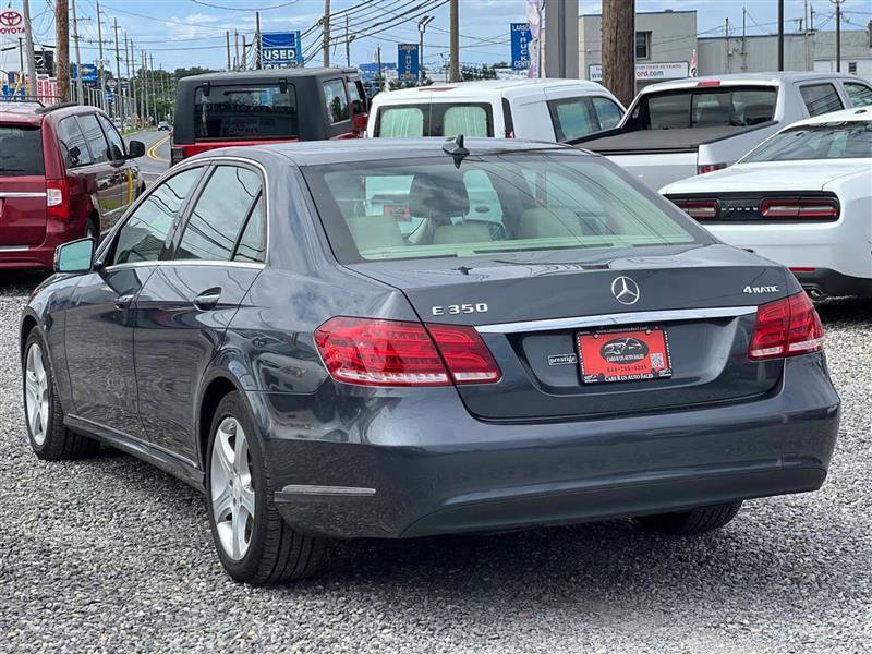 Used 2014 Mercedes-Benz E 350 4MATIC Sedan image 4