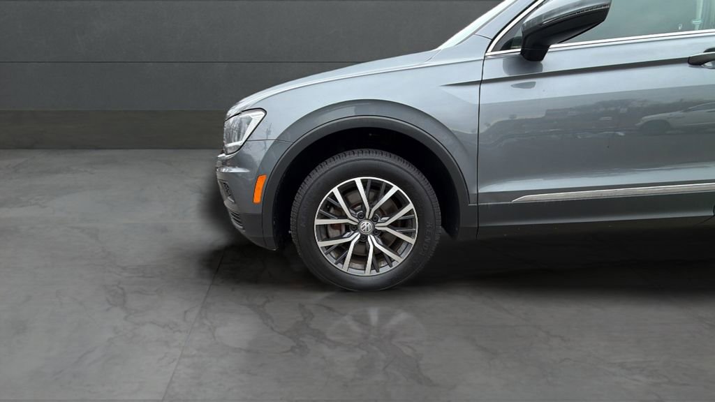 Used 2020 Volkswagen Tiguan SE AWD/4WD image 15