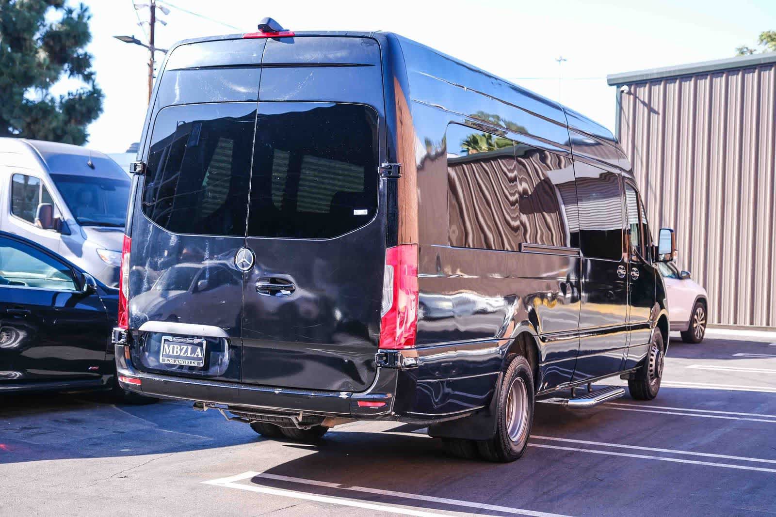 Used 2020 Mercedes-Benz Sprinter 3500 w/ Windows All Around Package image 7