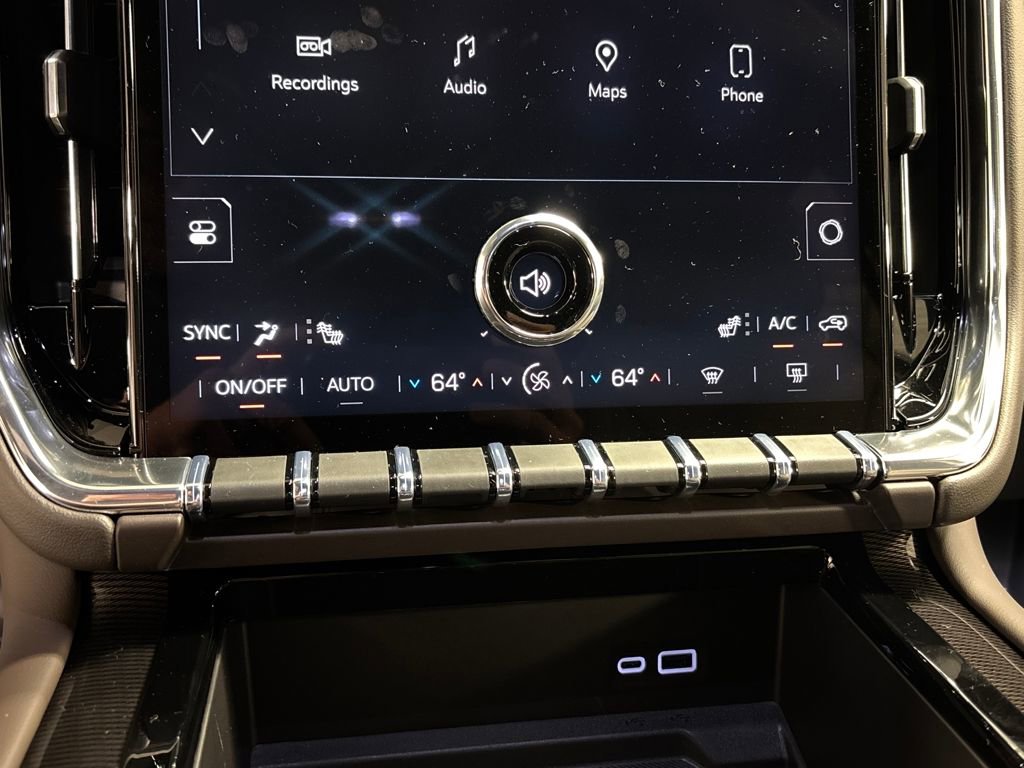 New 2026 GMC Yukon Elevation w/ LPO, Floor Liner Package AWD/4WD image 40