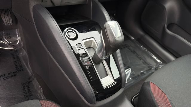 Used 2025 Nissan Versa SR w/ Trunk Package FWD image 28