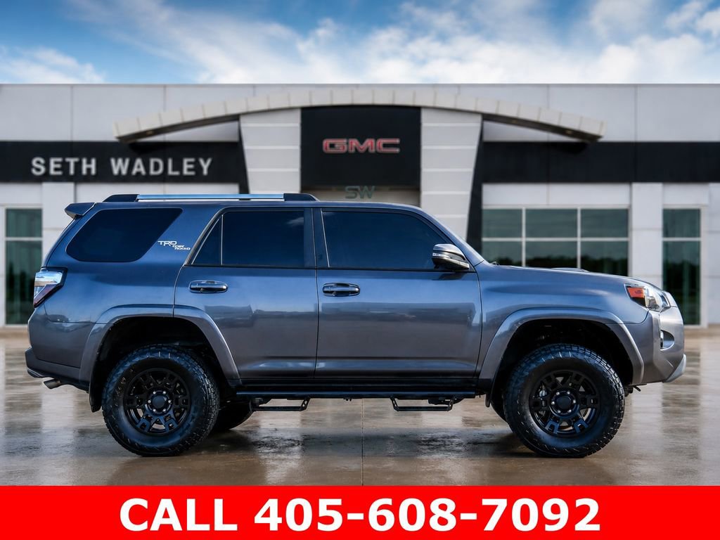Used 2020 Toyota 4Runner TRD Off-Road Premium w/ Moonroof Package AWD/4WD image 8