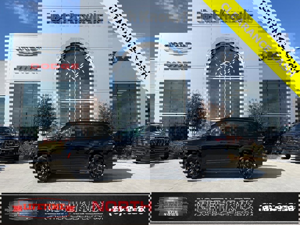 New 2025 Jeep Grand Cherokee L Altitude image 2