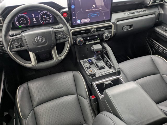 Used 2024 Toyota Tacoma TRD Sport image 16