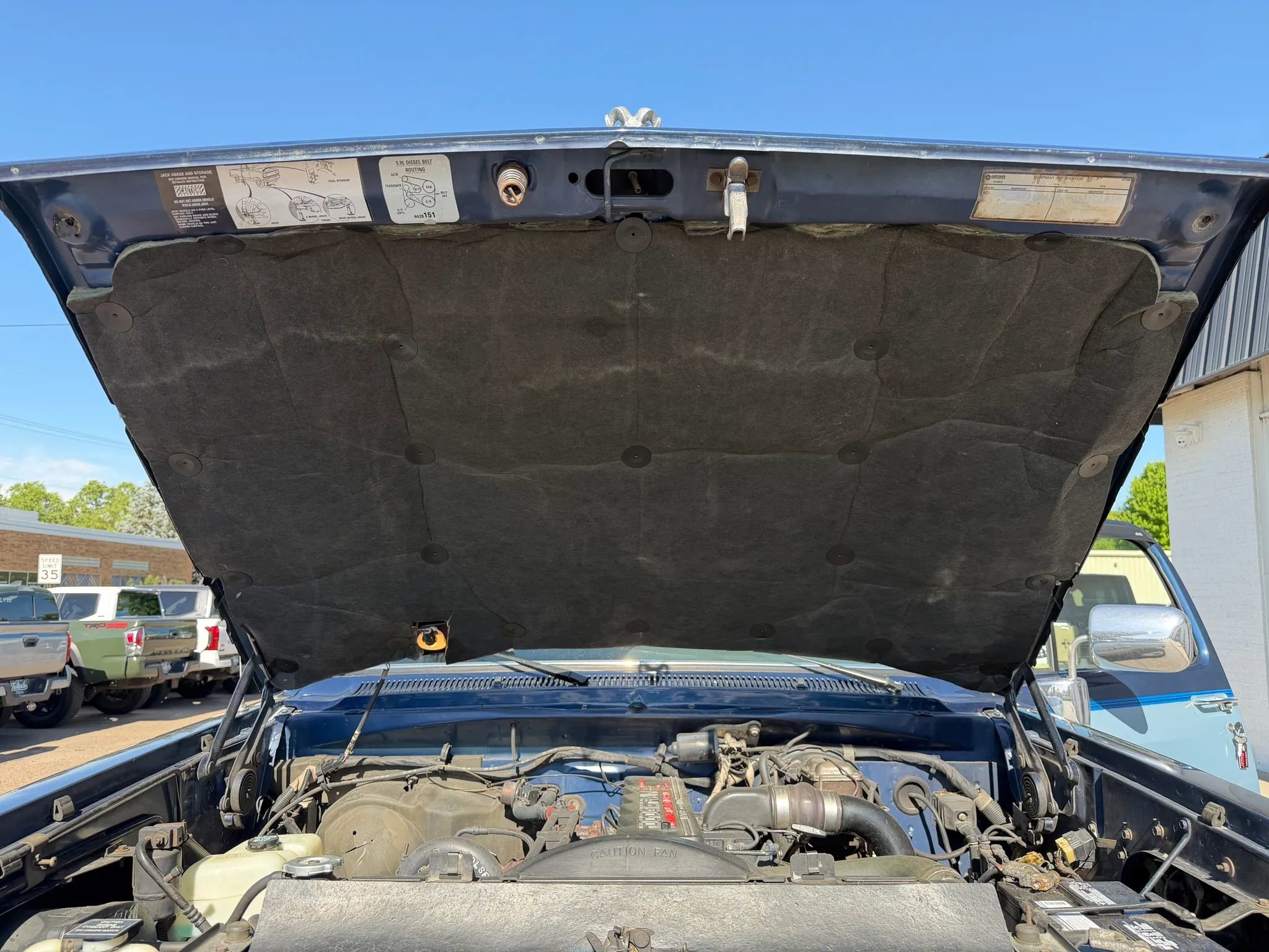 Used 1993 Dodge D/W Truck 250 AWD/4WD image 29