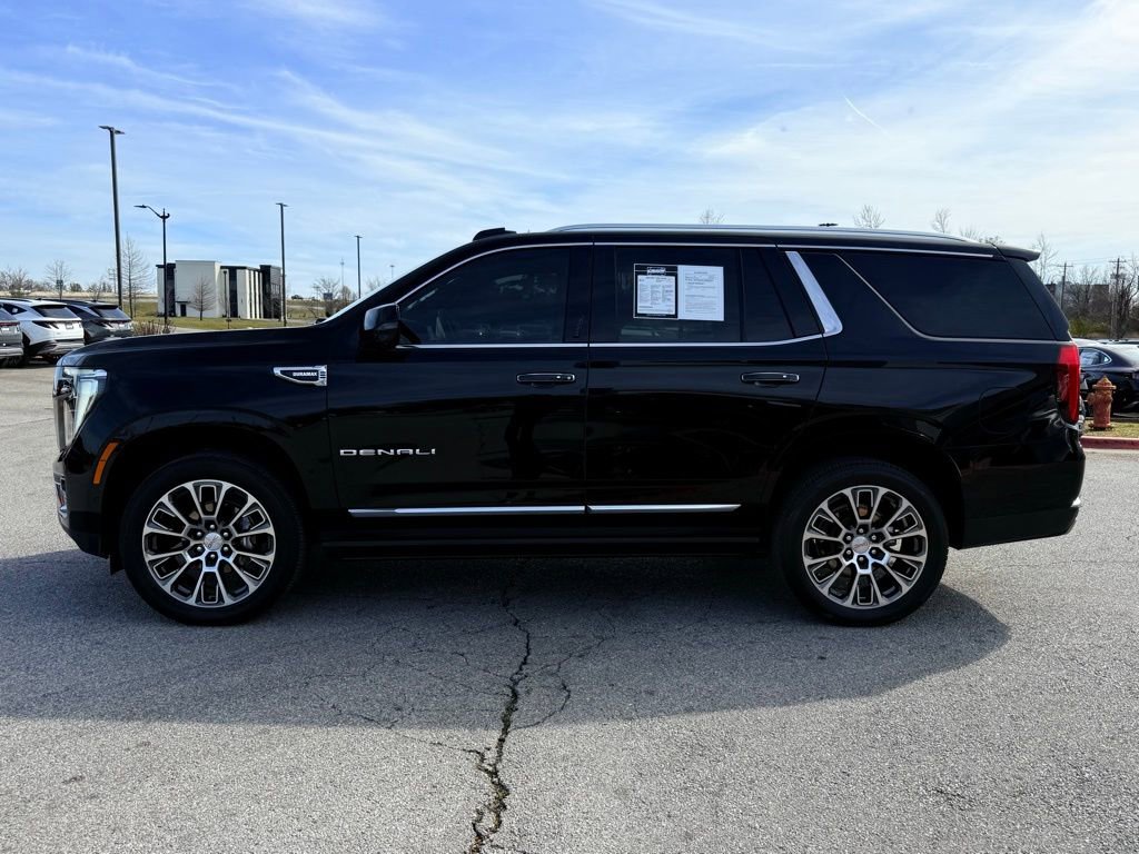 Used 2025 GMC Yukon Denali w/ Denali Reserve Package image 4