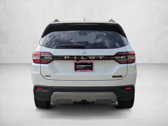 Certified 2026 Honda Pilot TrailSport image 9