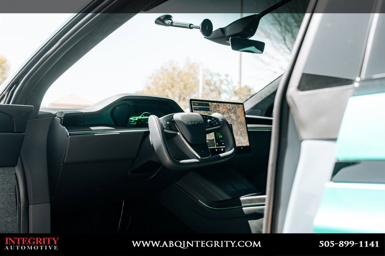 Used 2026 Tesla Model X Plaid image 17