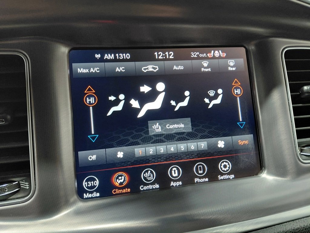 Certified 2019 Dodge Charger SXT w/ Cold Weather Package image 39