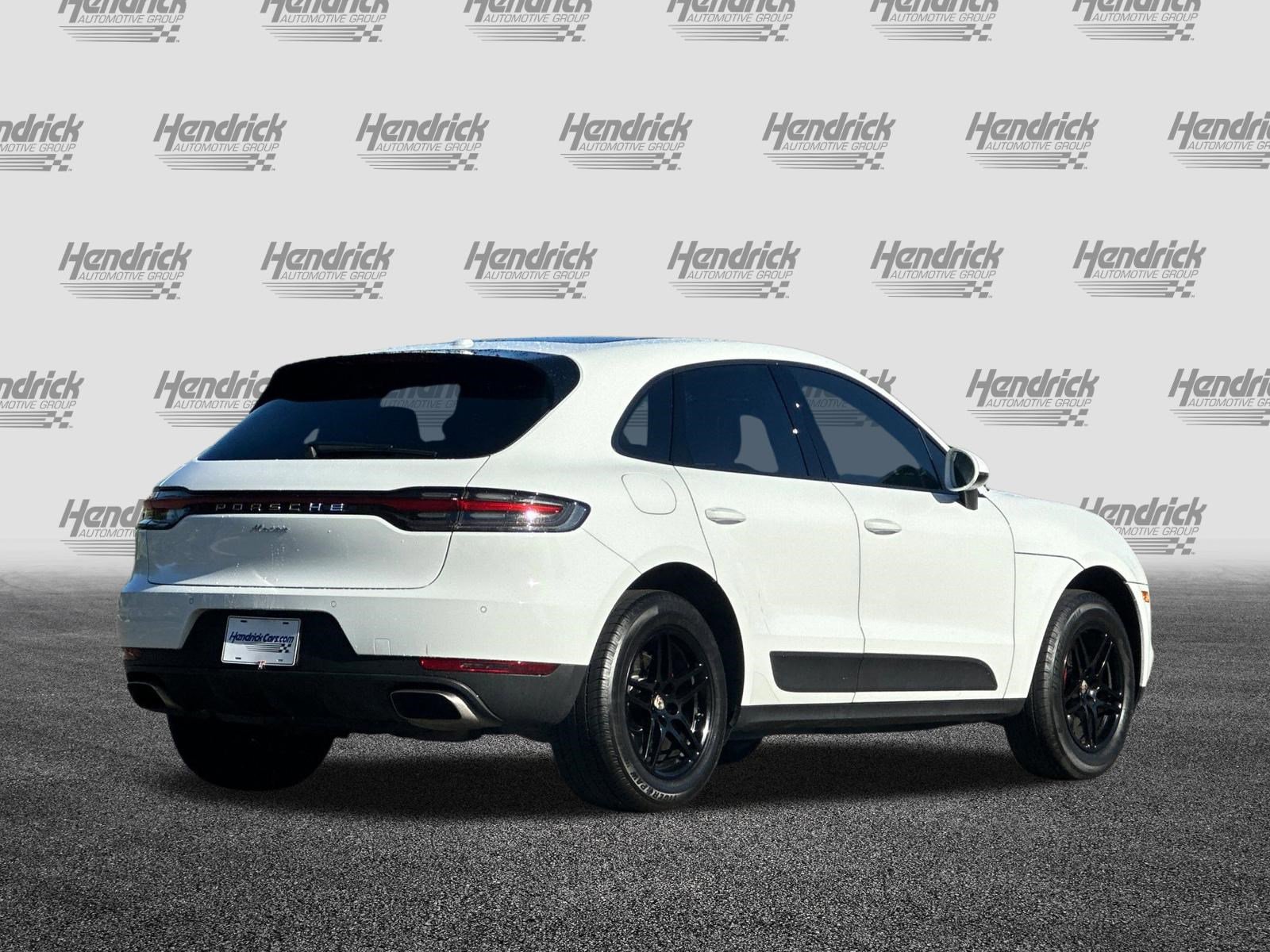 Used 2020 Porsche Macan AWD/4WD image 5