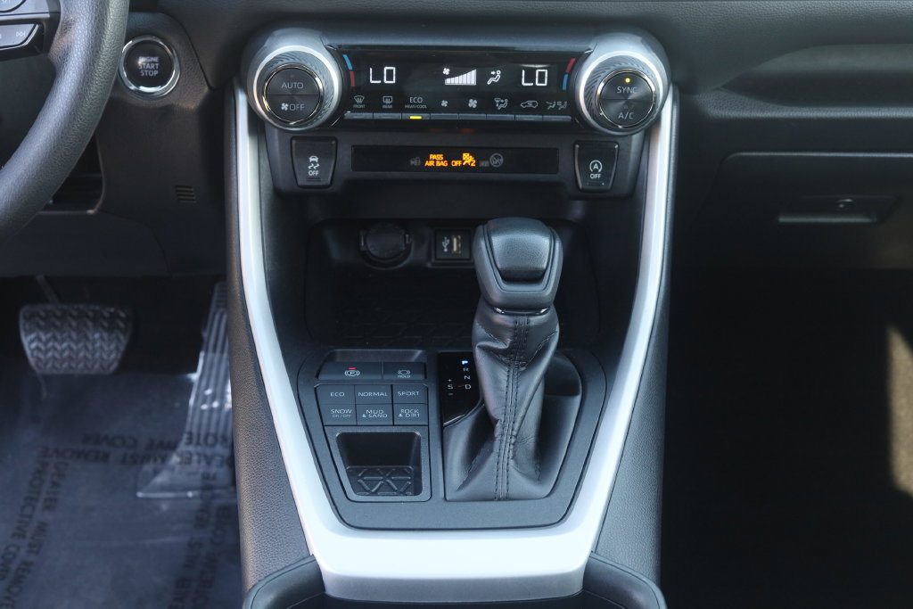 Used 2024 Toyota RAV4 XLE w/ Convenience Package AWD/4WD image 26