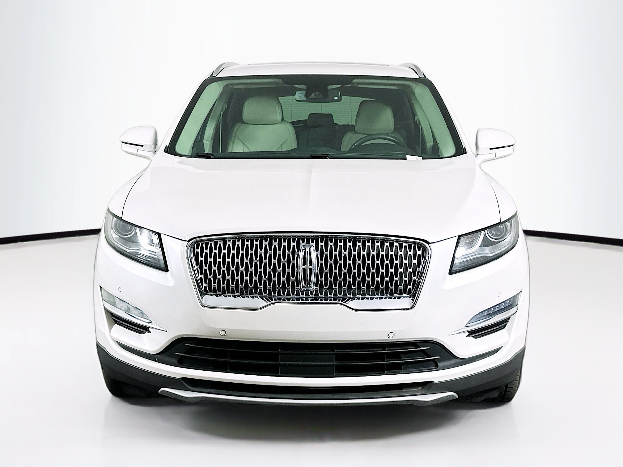 Used 2019 Lincoln MKC Reserve w/ MKC Technology Package FWD image 2