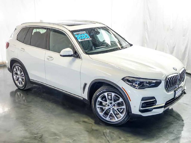 Used 2023 BMW X5 xDrive40i w/ Premium Package AWD/4WD image 21
