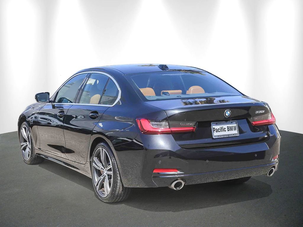 Used 2024 BMW 330i Sedan w/ Convenience Package RWD image 4