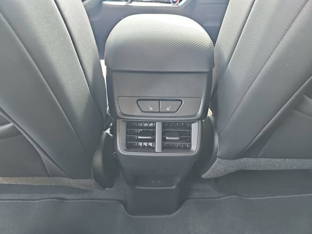 New 2027 Chevrolet Equinox RS w/ Safety and Technology Package FWD image 21