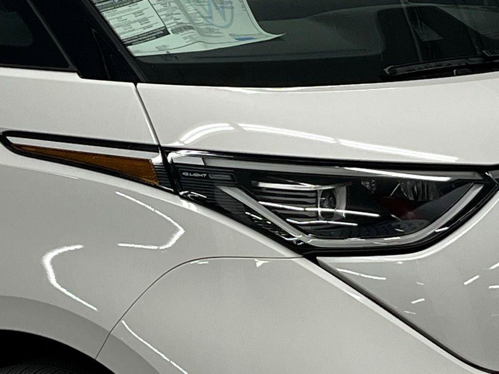 Used 2025 Volkswagen ID. Buzz Pro S RWD image 41
