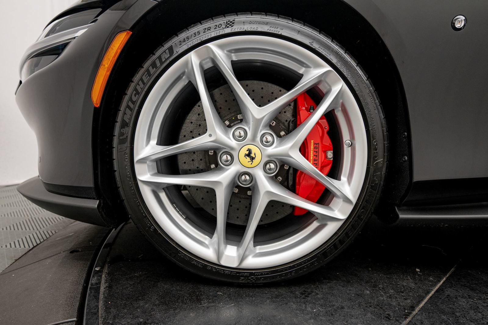 Used 2026 Ferrari Roma Spider RWD image 46
